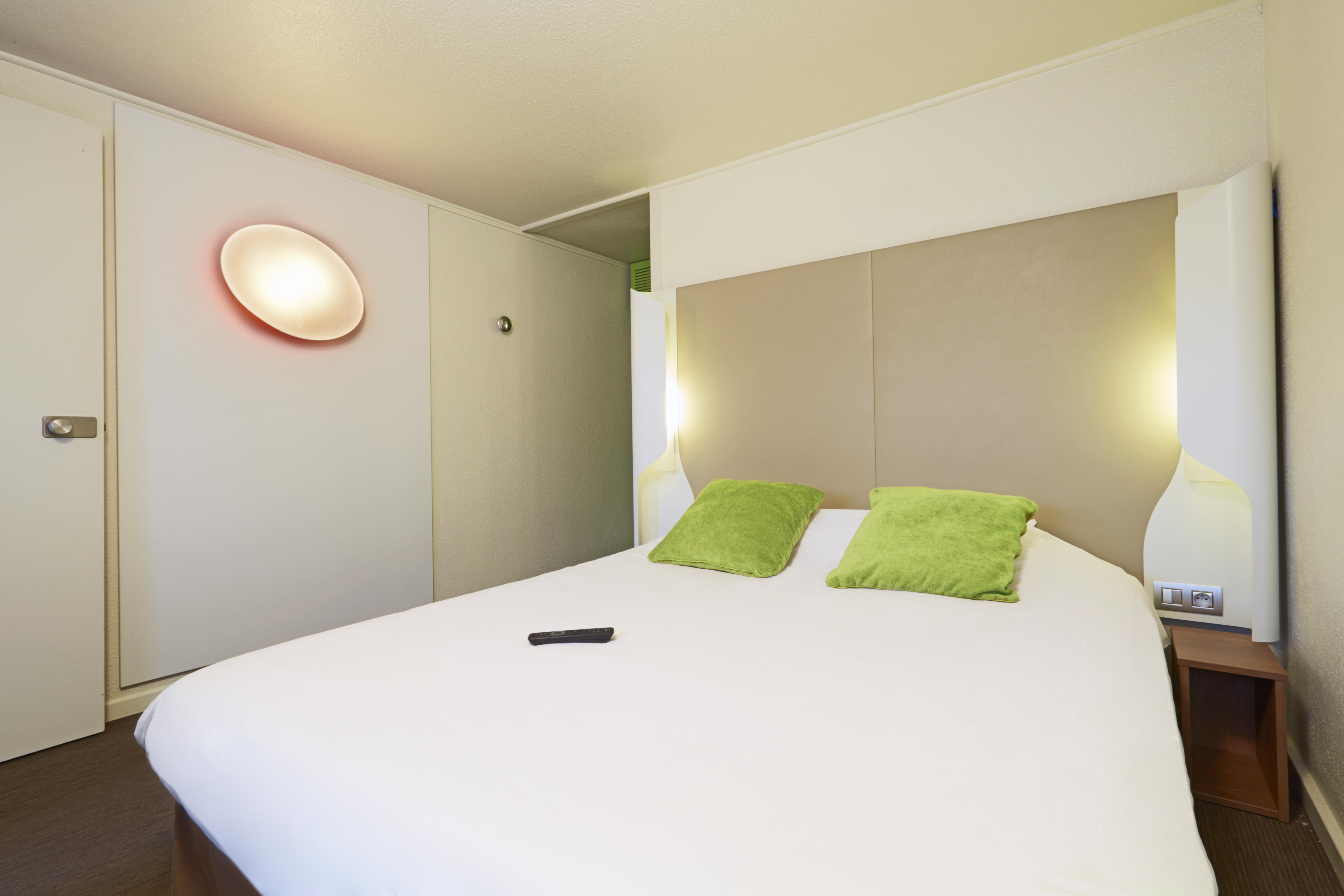 Campanile Lens Hotel Exterior foto
